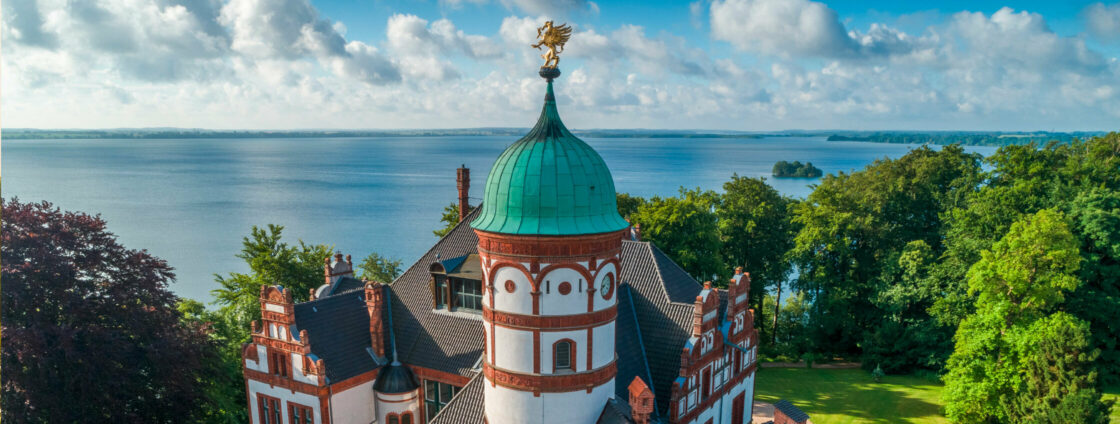 Schloss Wiligrad, Drohnenaufnahme (Foto: Funkhaus Creative)